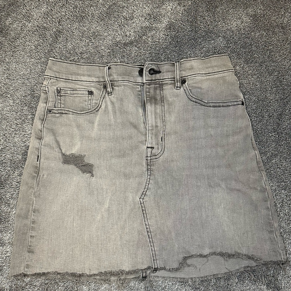 Calvin Klein Jeans Distressed Gray Mini Skirt
